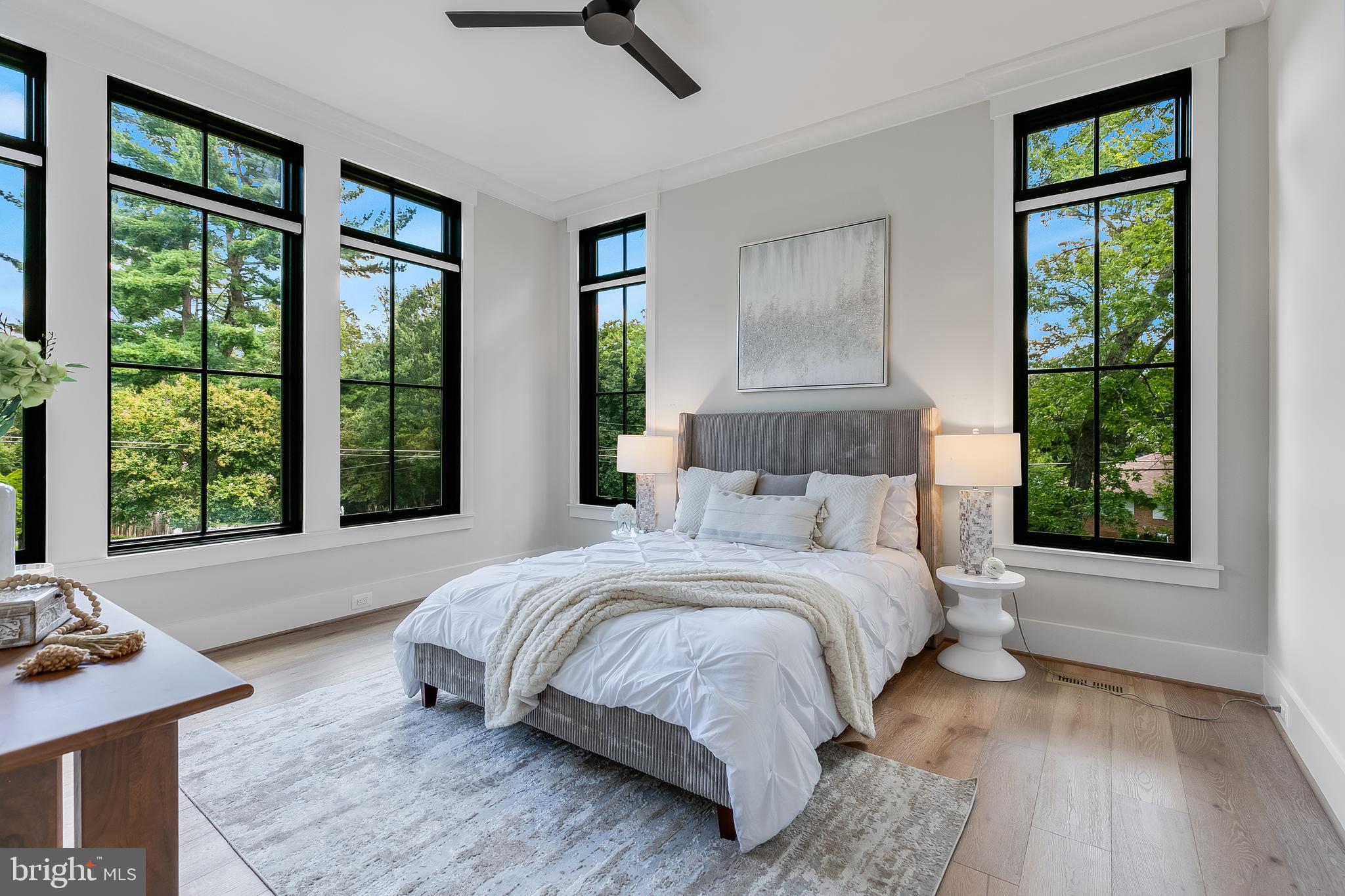 CHESTERBROOK WOODS - Residential