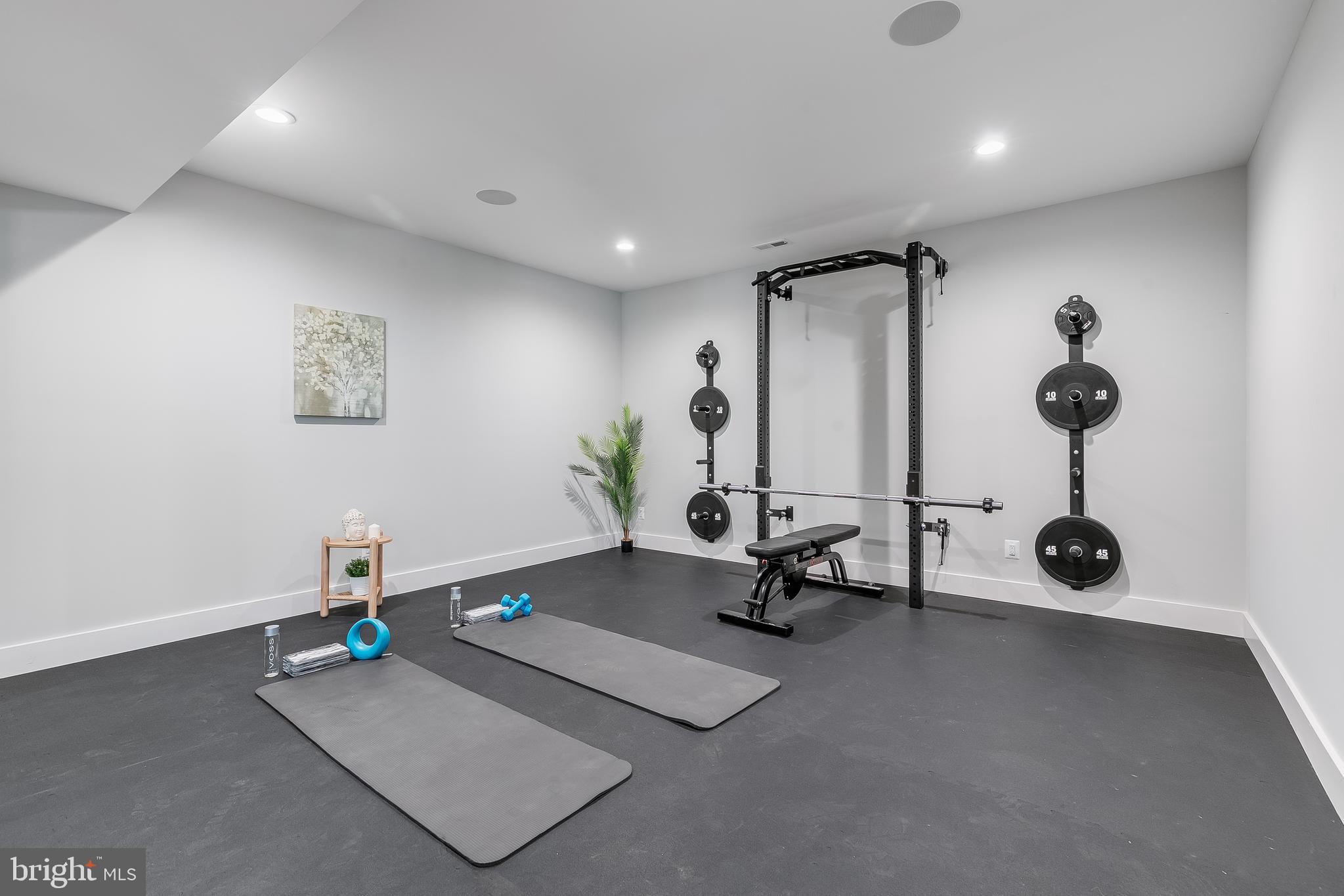 CHESTERBROOK WOODS - Residential