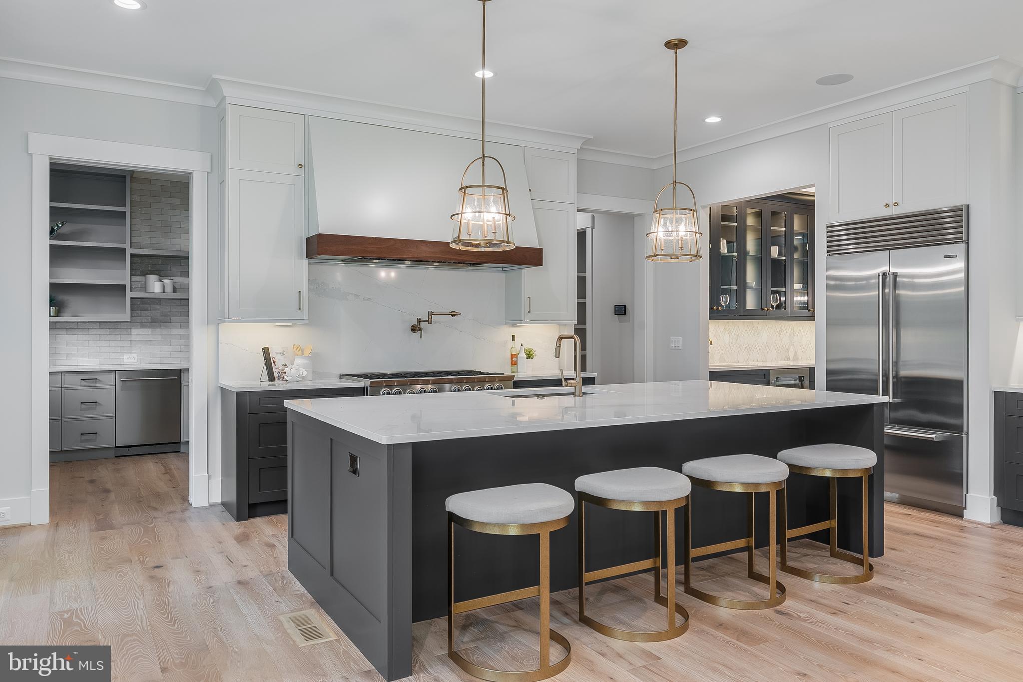 CHESTERBROOK WOODS - Residential