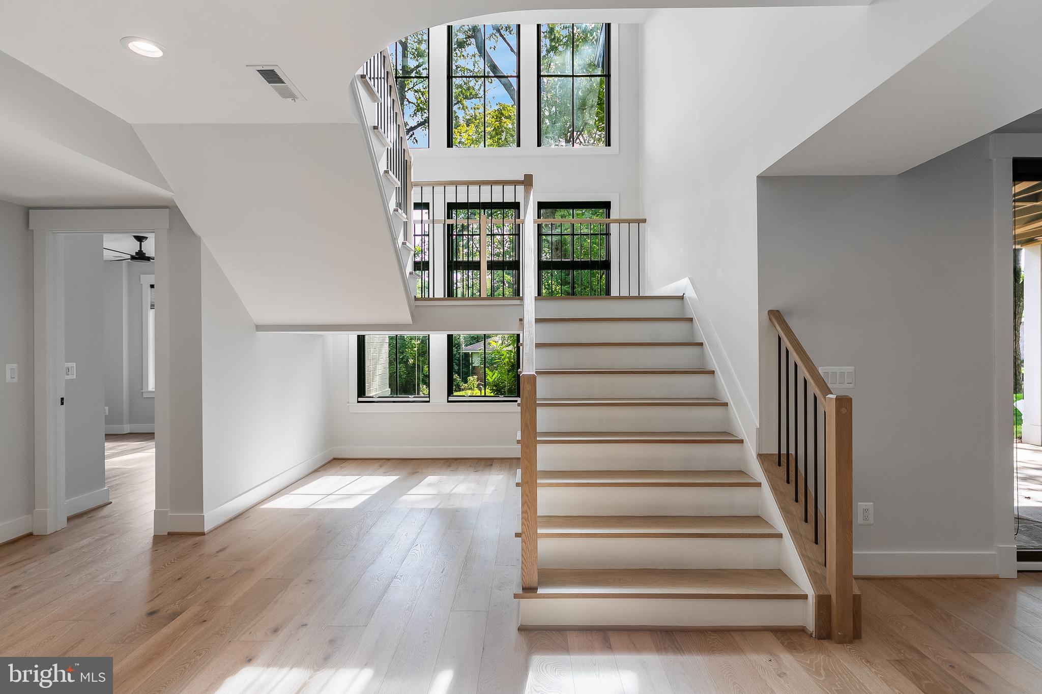 CHESTERBROOK WOODS - Residential