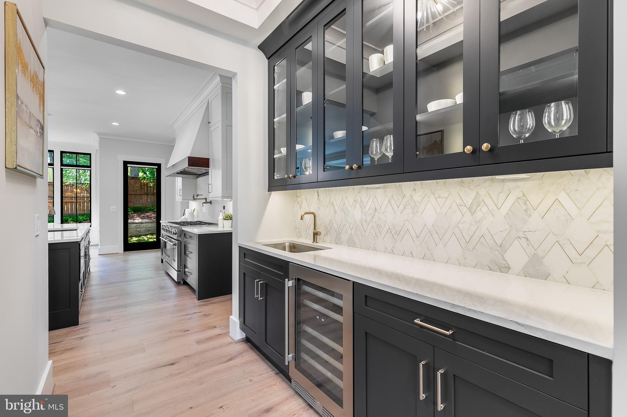 CHESTERBROOK WOODS - Residential