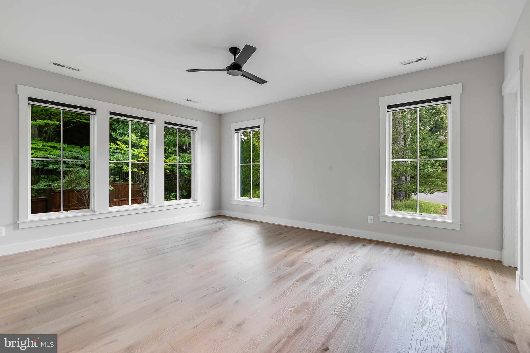 CHESTERBROOK WOODS - Residential