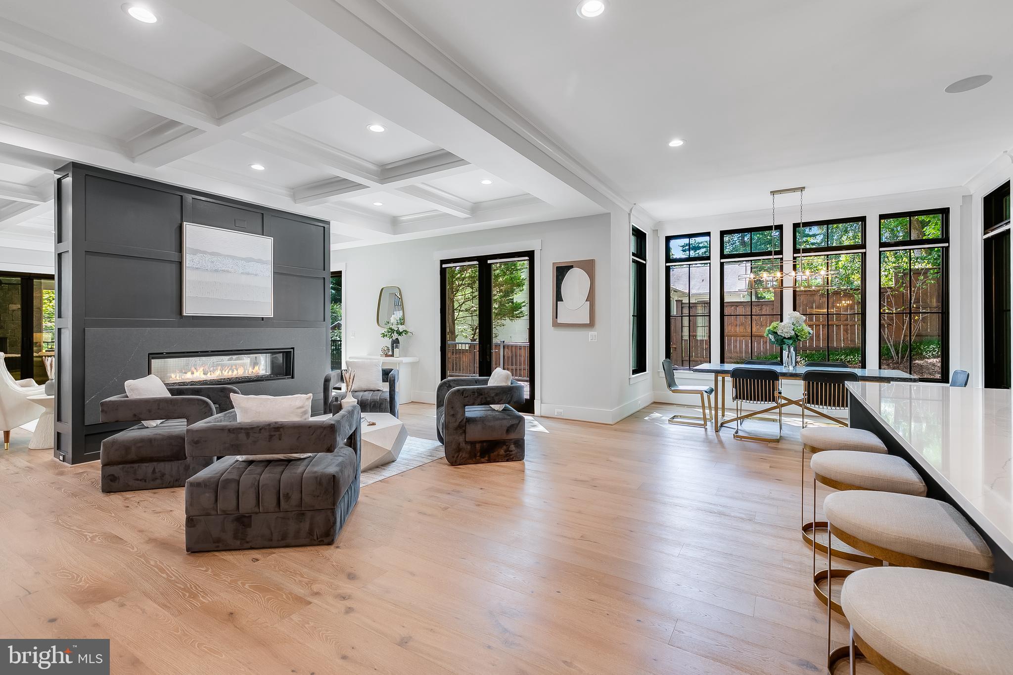 CHESTERBROOK WOODS - Residential