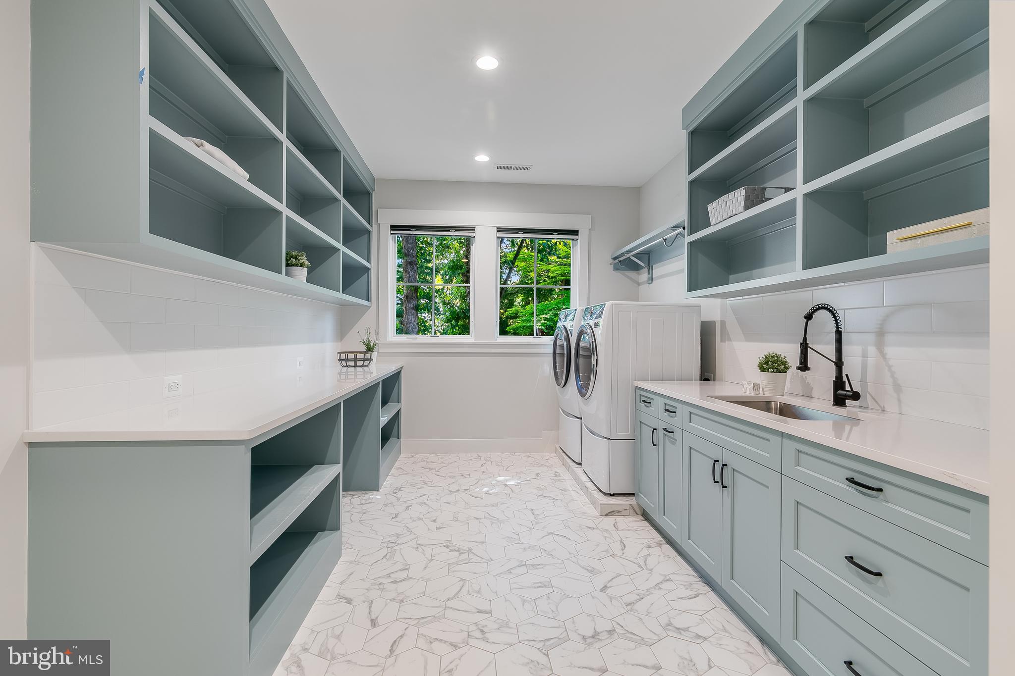 CHESTERBROOK WOODS - Residential