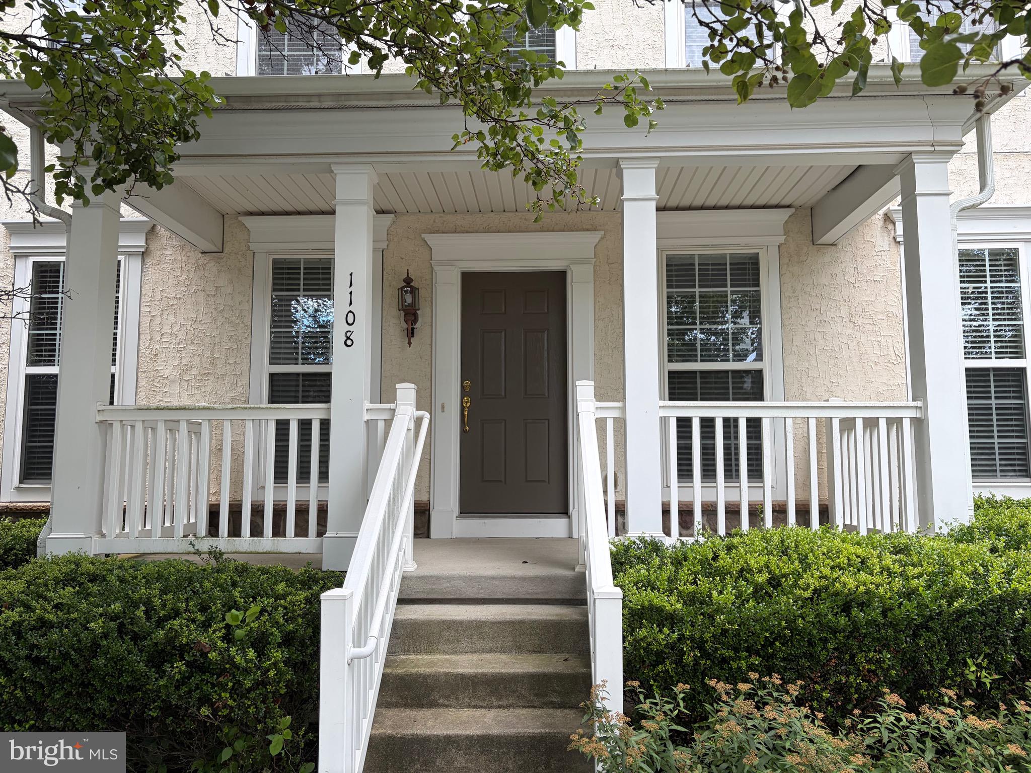 1108 HARDING CIRCLE