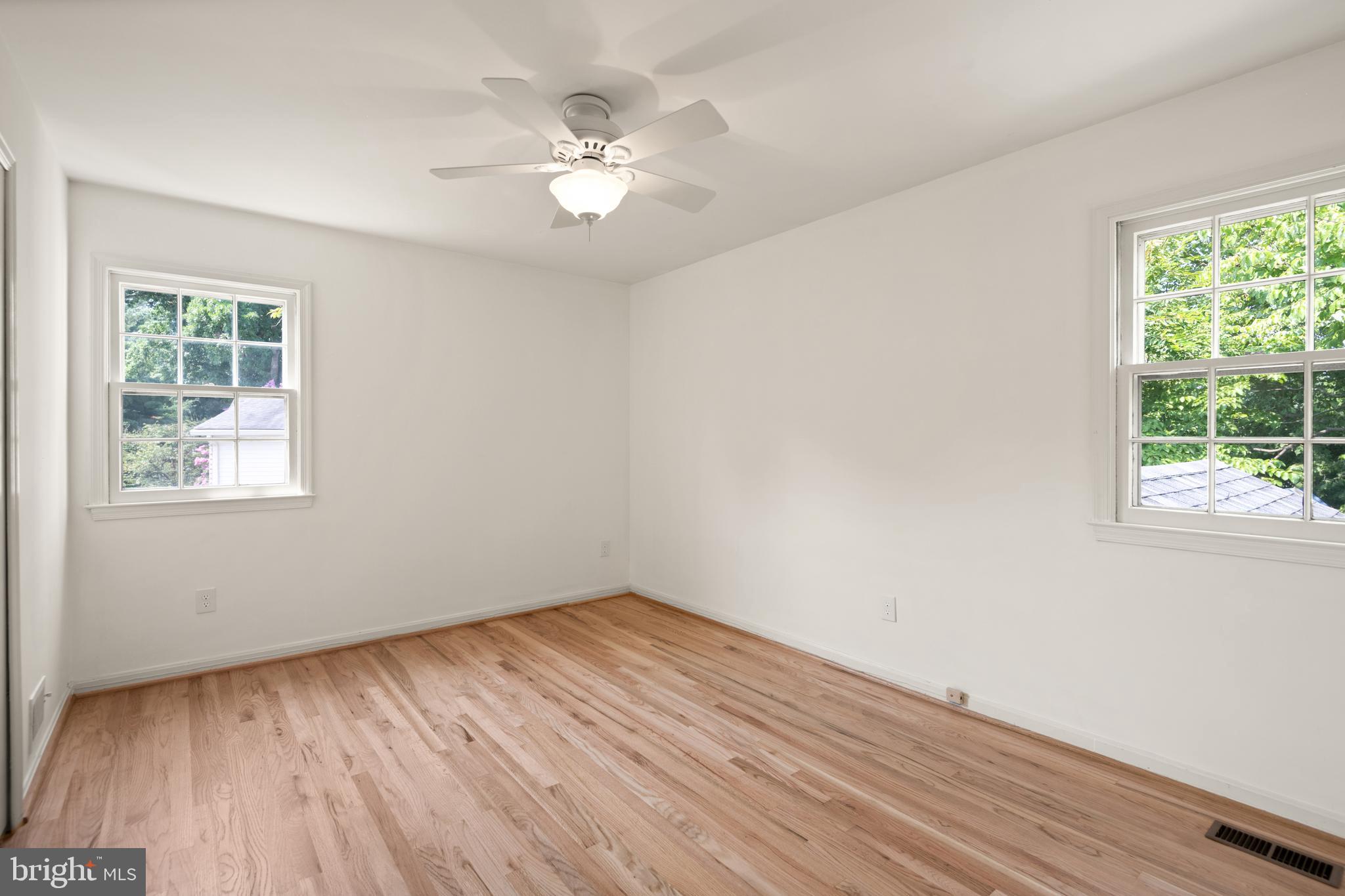 ROBERTS GLEN - Residential