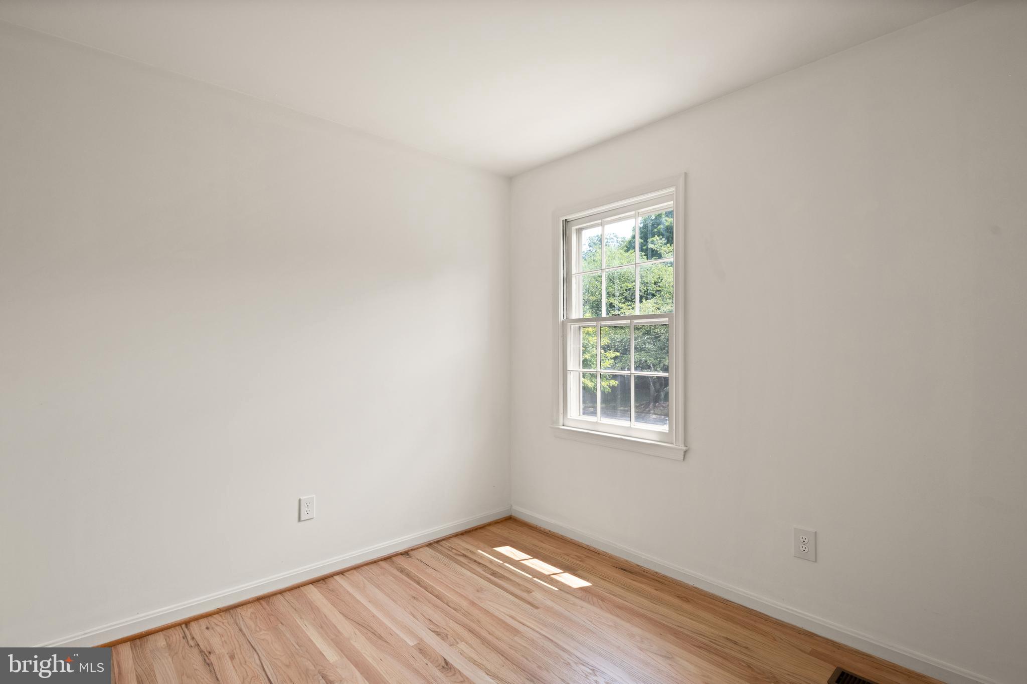 ROBERTS GLEN - Residential