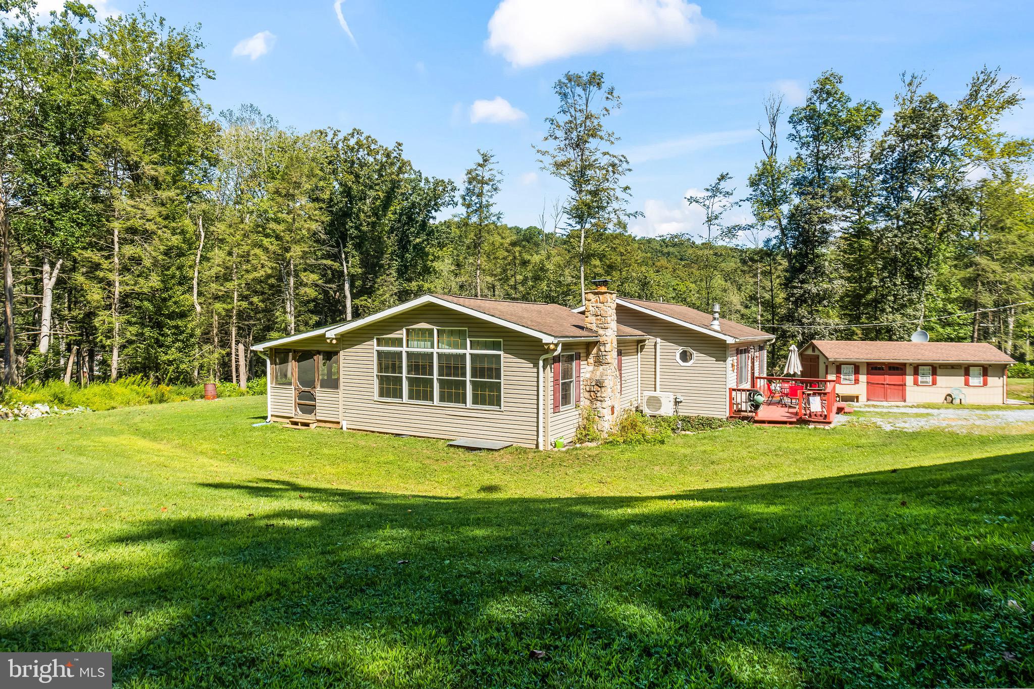 59 BEDFORD TRAIL