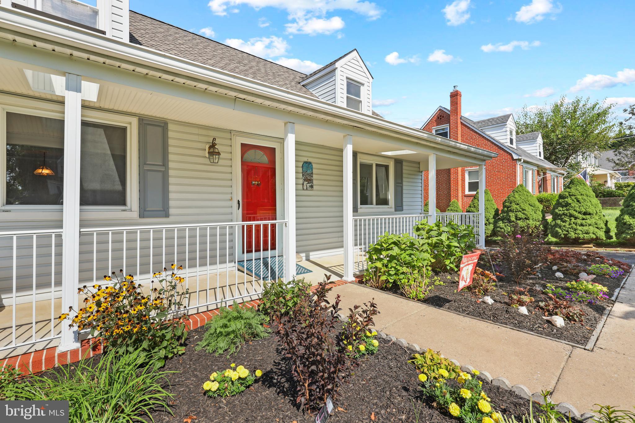 GREENTOP MANOR - Residential