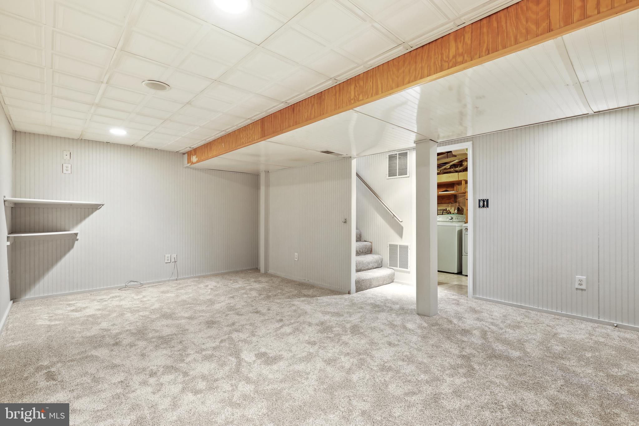 GREENTOP MANOR - Residential