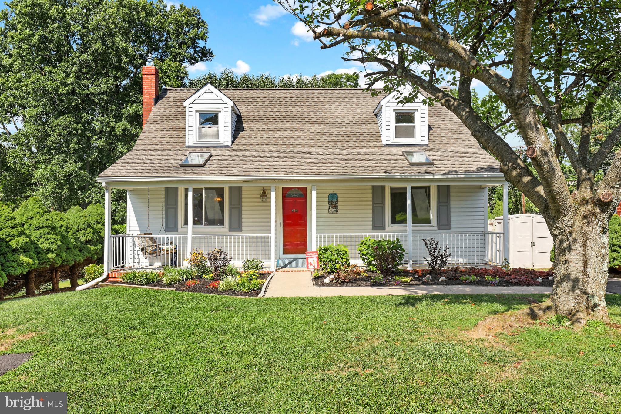 GREENTOP MANOR - Residential