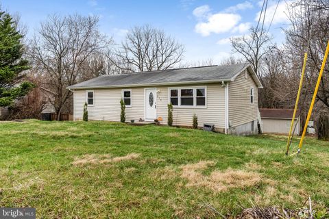 Homes For Sale - 510 Spring Warbler Way<br/> SHEPHERDSTOWN, WV 25443