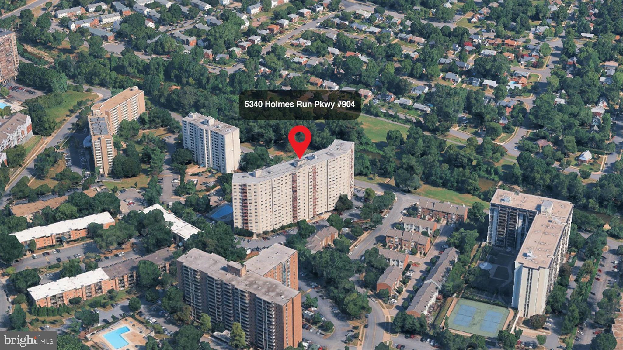 PAVILION ON THE PARK - Residential