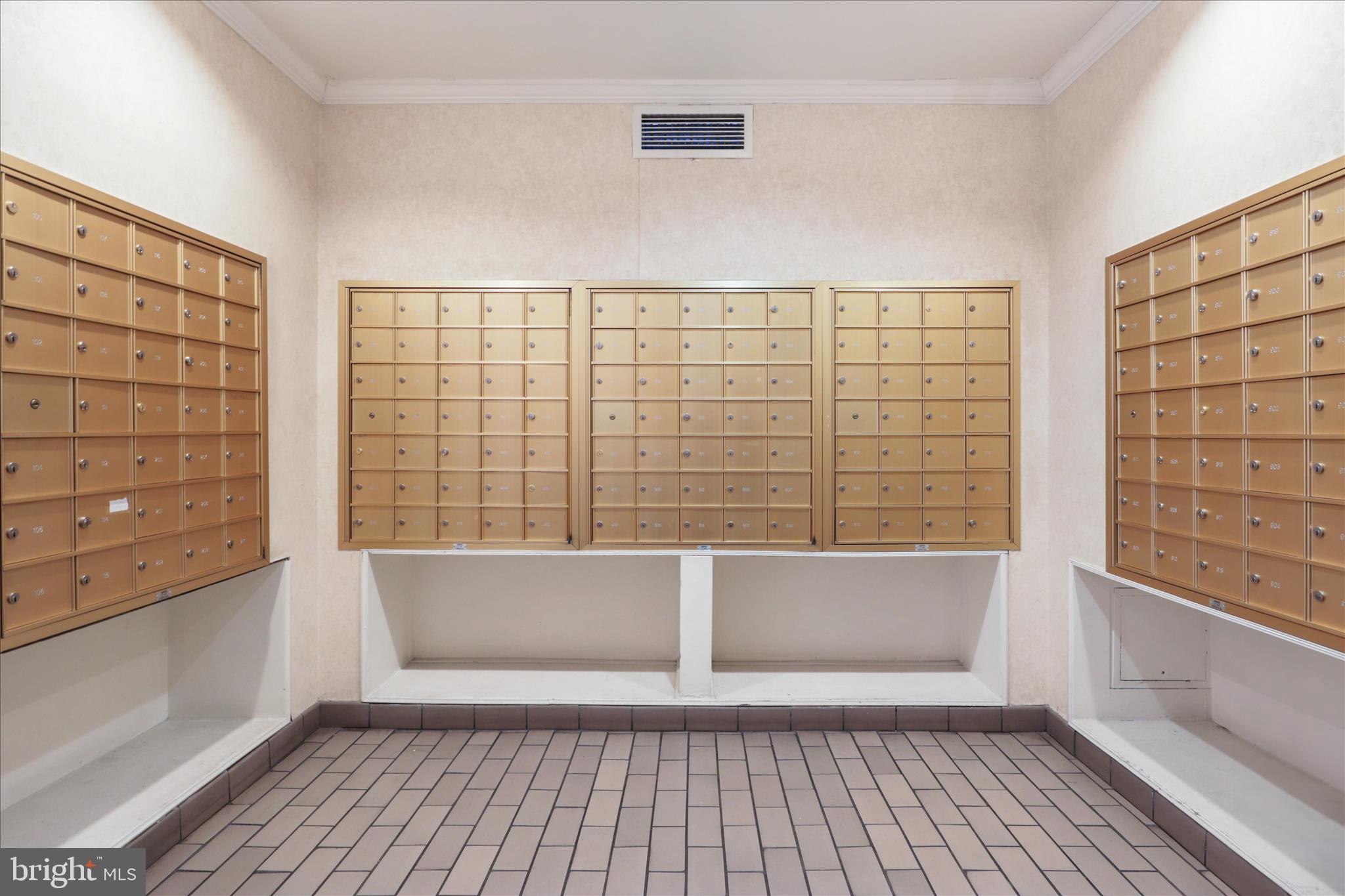 PAVILION ON THE PARK - Residential