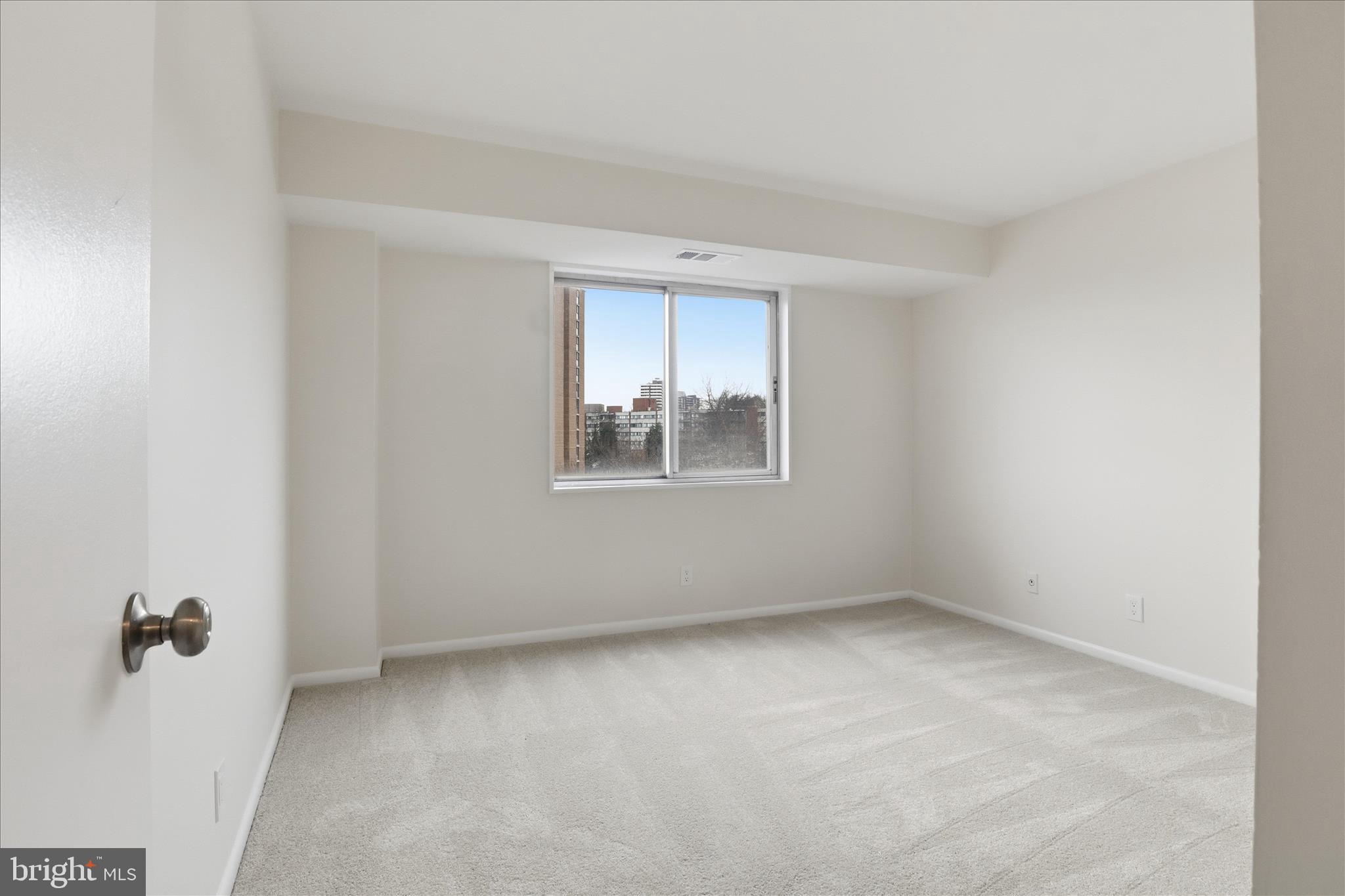 PAVILION ON THE PARK - Residential