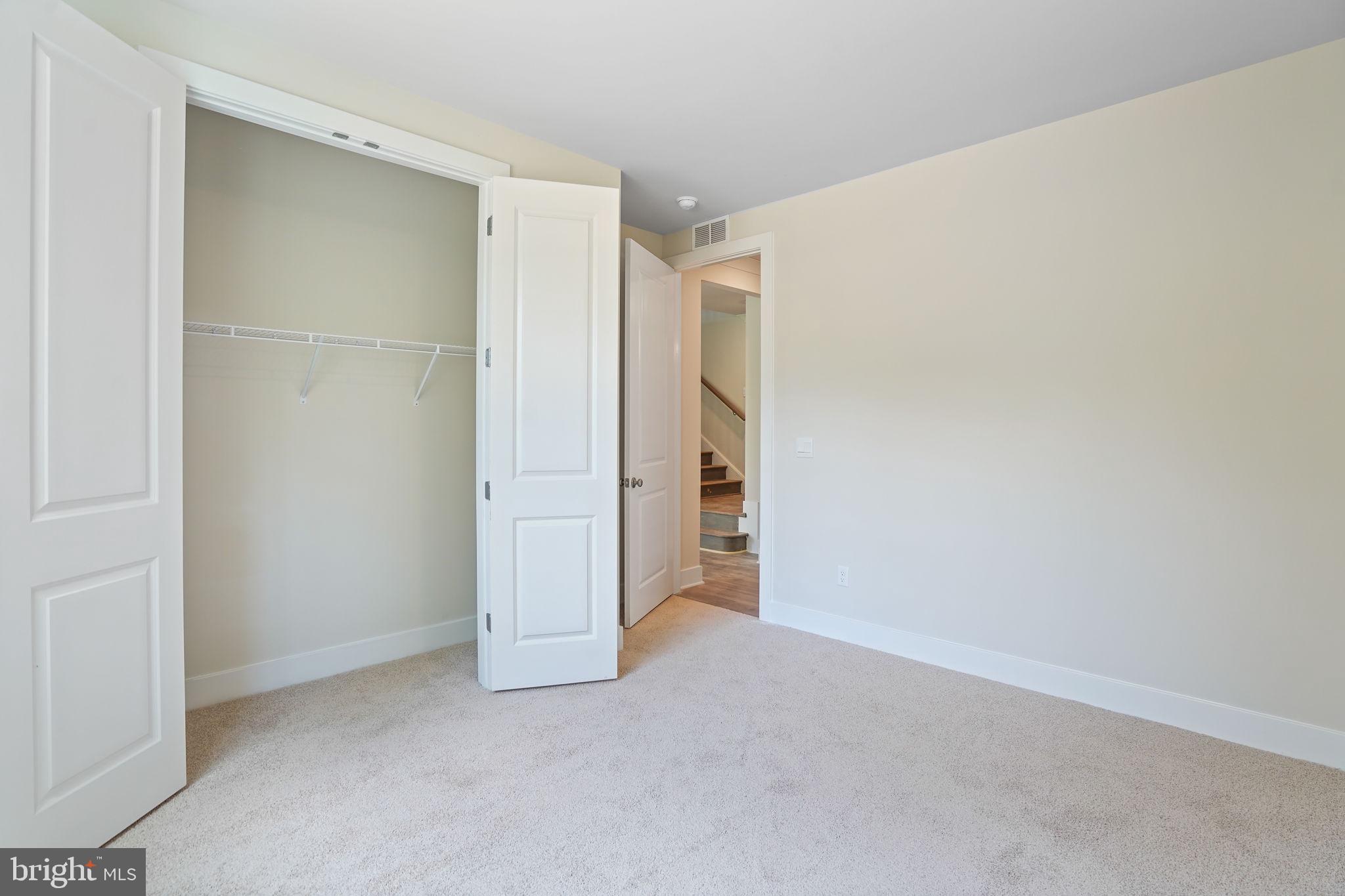 RIVERS BLUFF - Residential