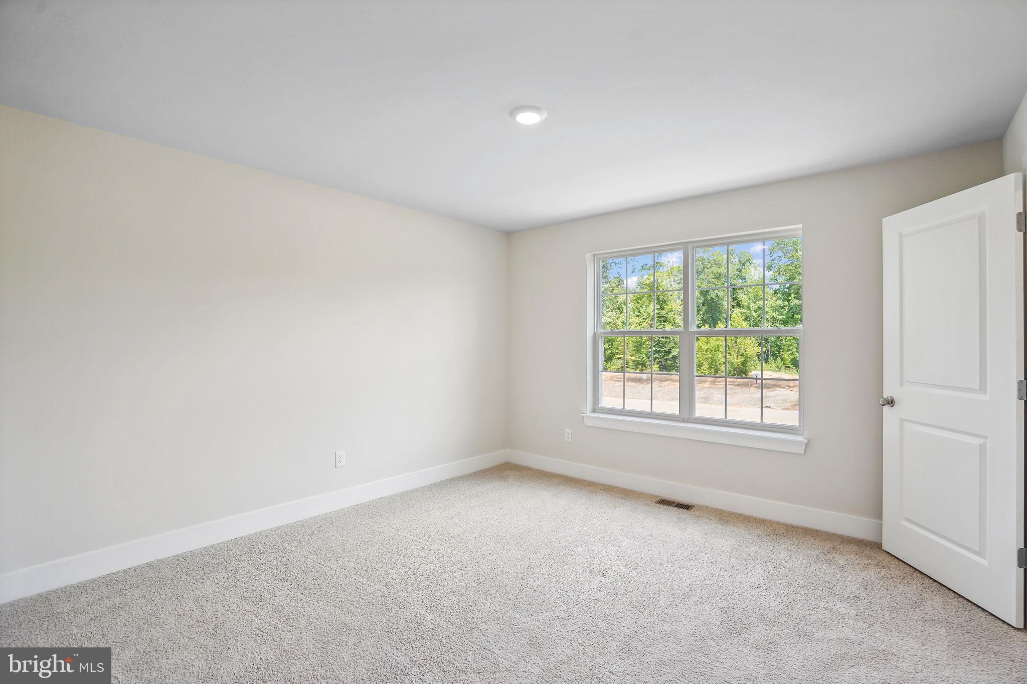 RIVERS BLUFF - Residential