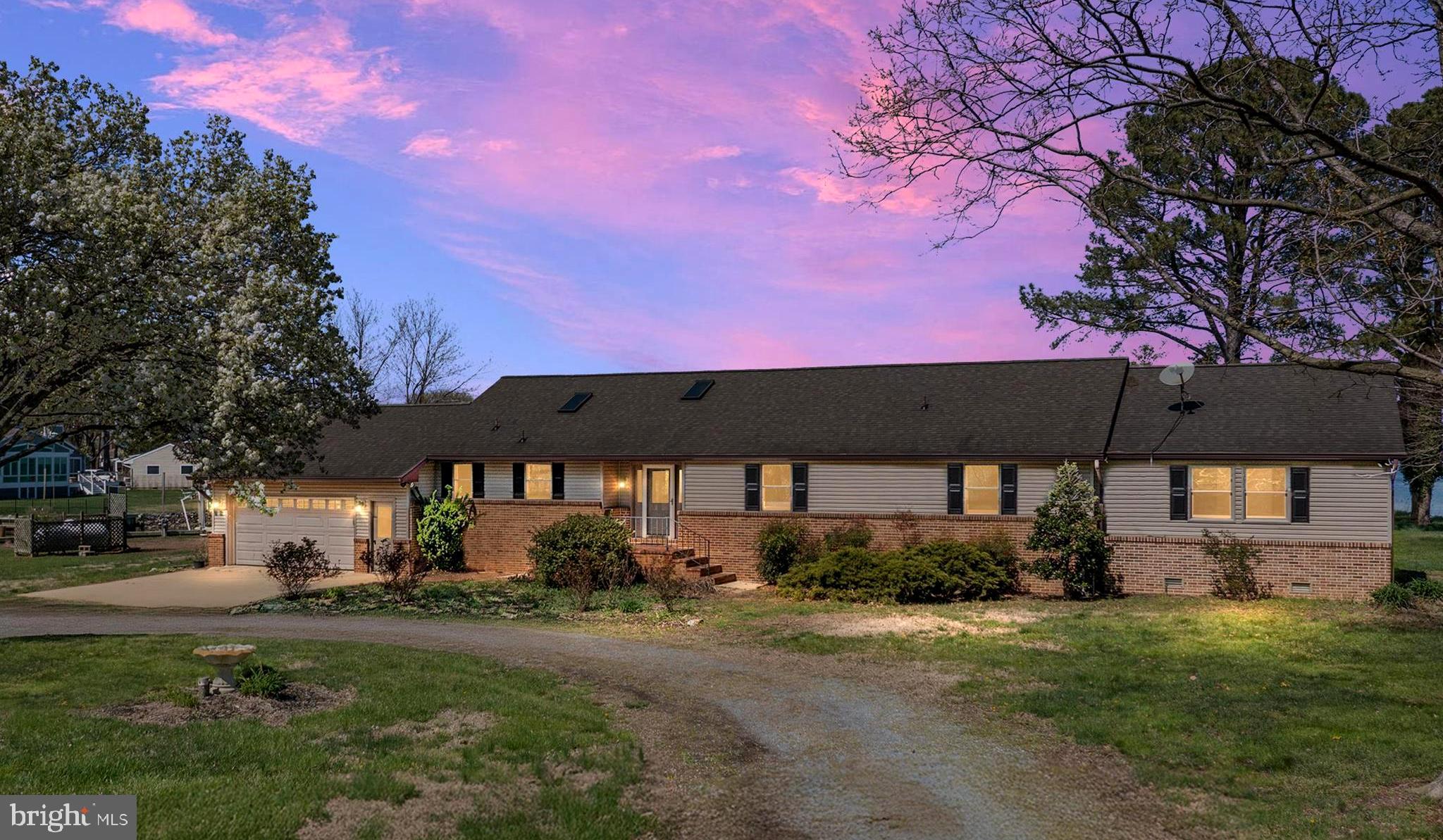 127 JACKSON CREEK LANE
