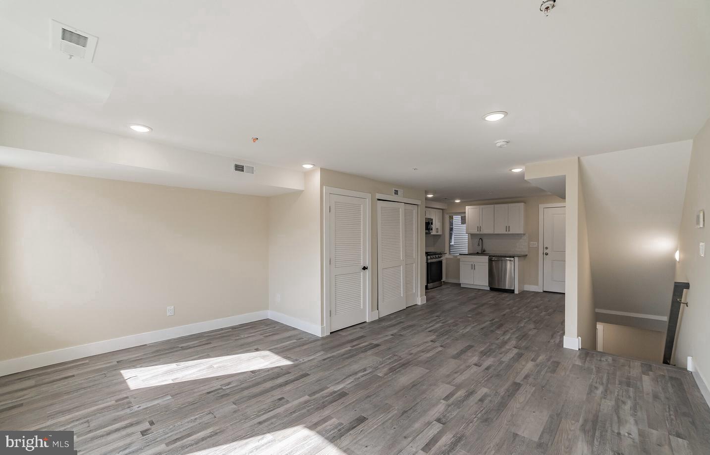 CEDAR PARK - Commercial Sale