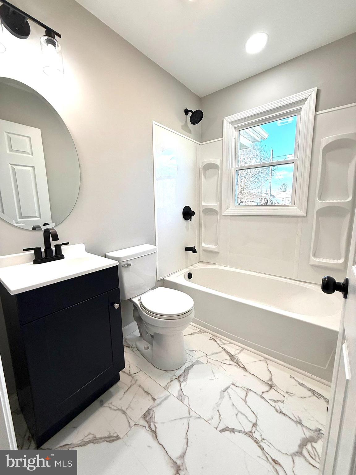 MOUL AVENUE - Residential