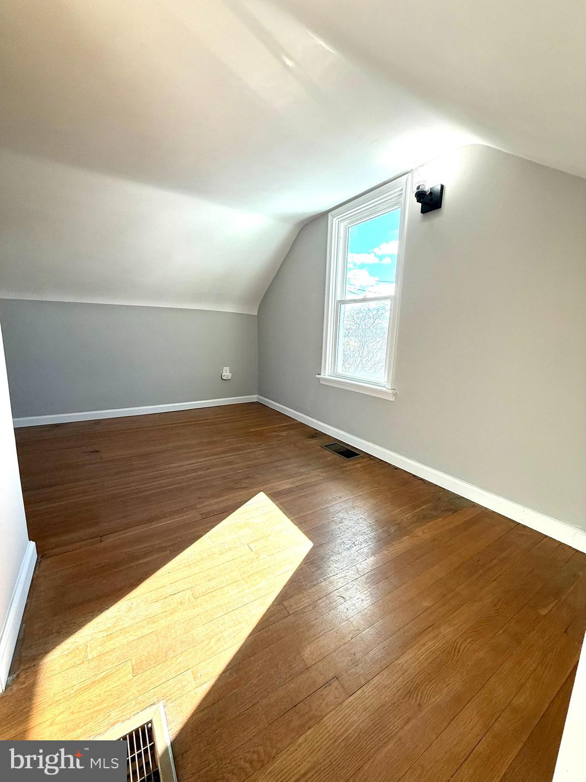 MOUL AVENUE - Residential