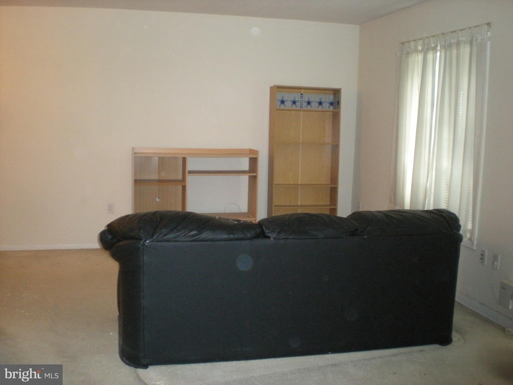 HUNTING RIDGE CONDOMINIUM - Residential