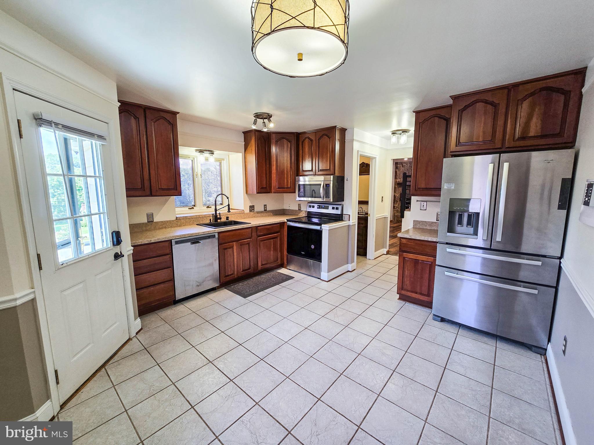4224 JACKSON MILL ROAD