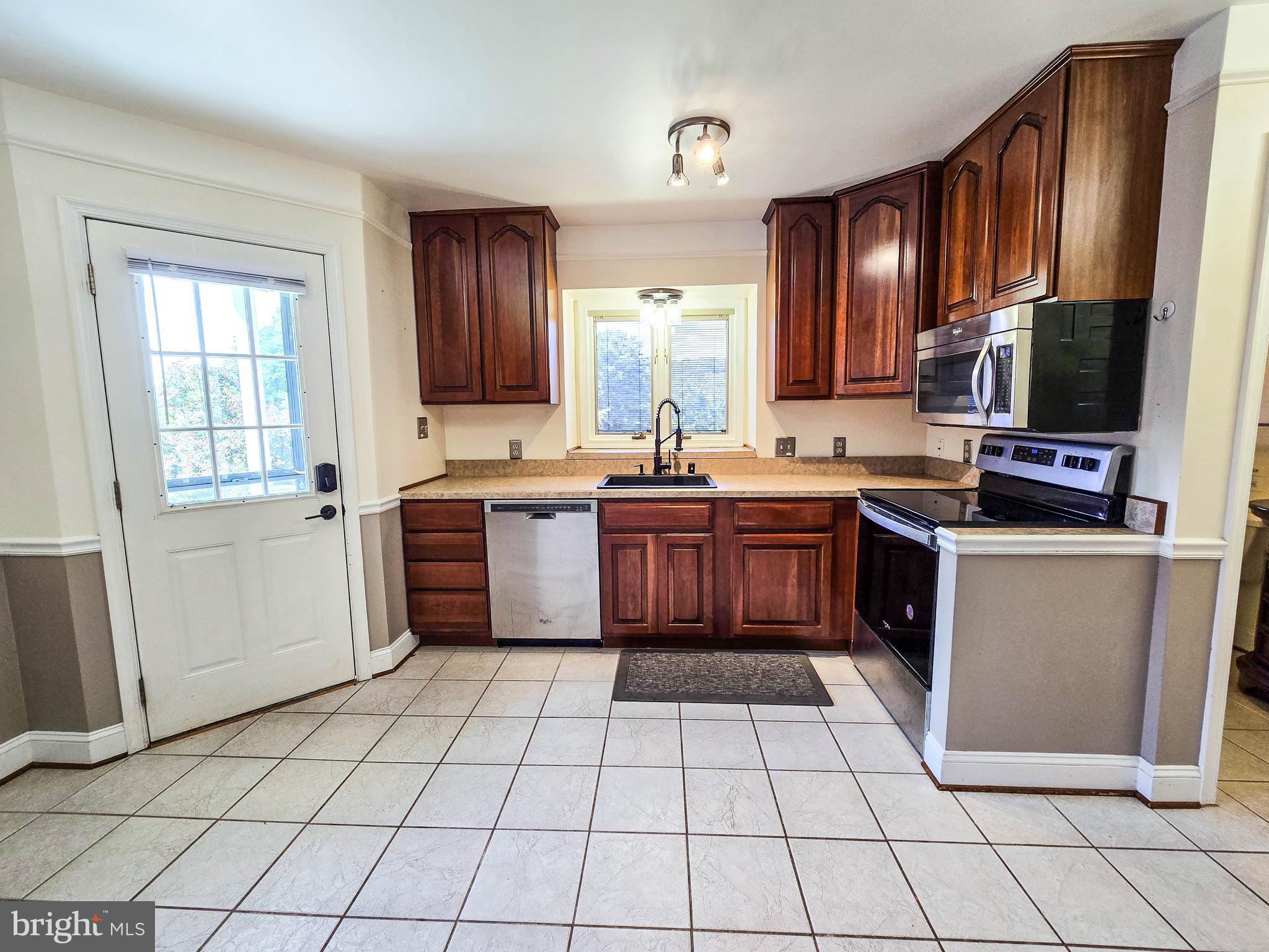 4224 JACKSON MILL ROAD