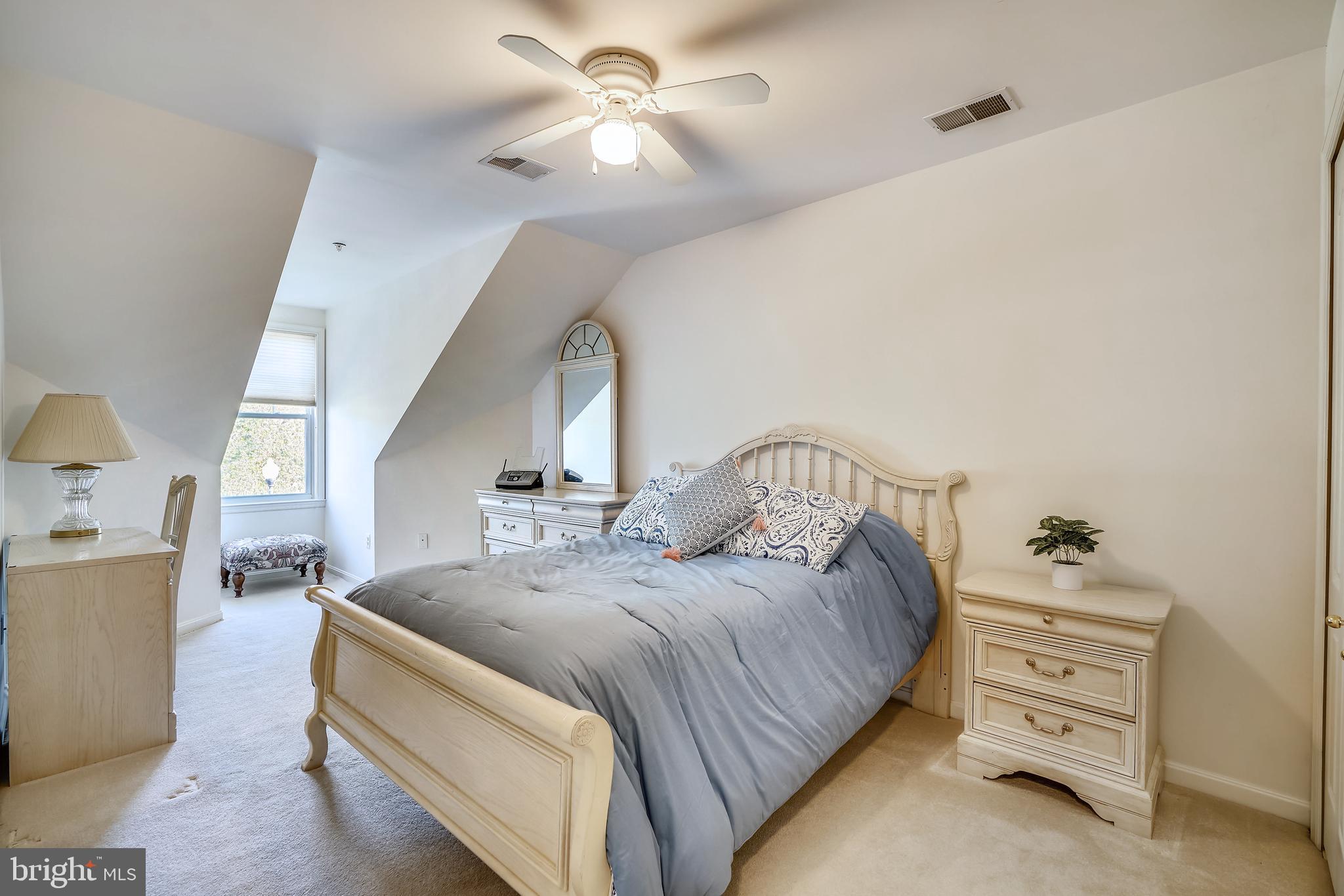 WAVERLY WOODS - Residential