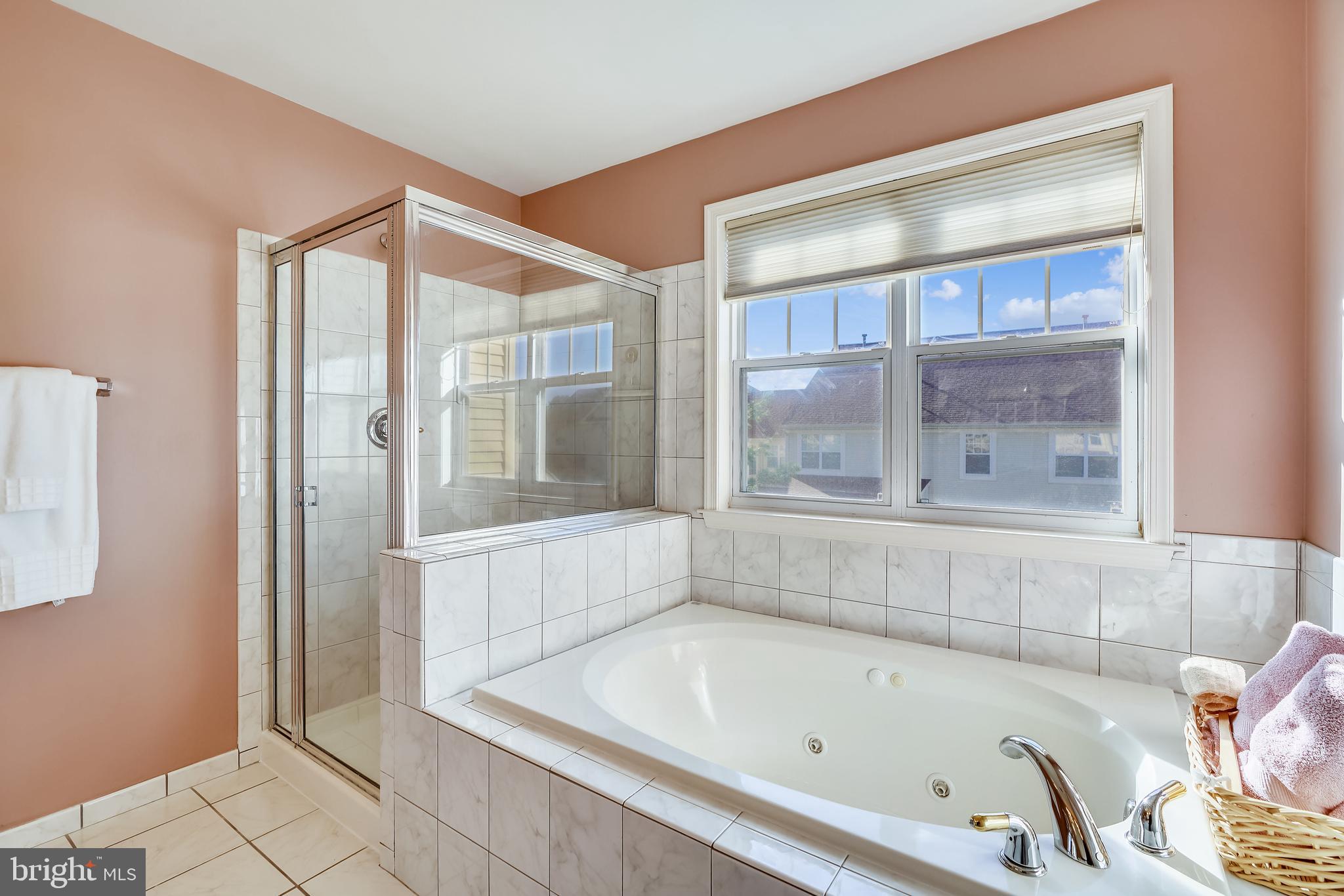 WAVERLY WOODS - Residential