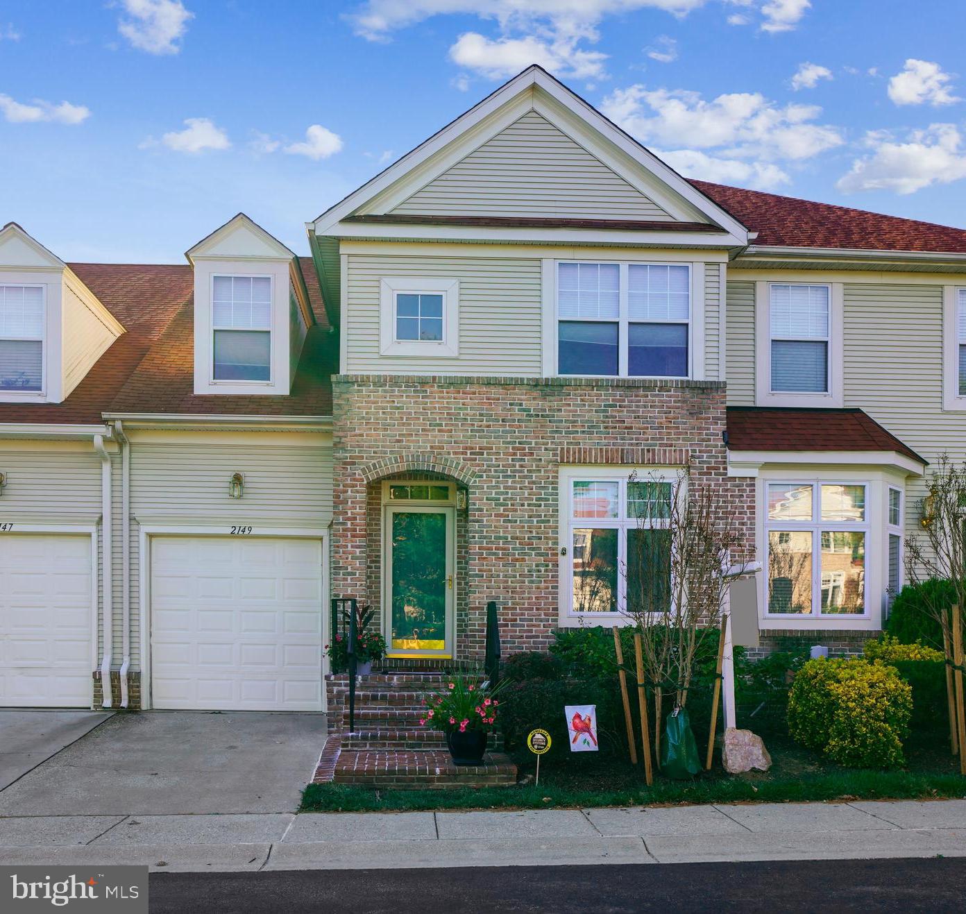 WAVERLY WOODS - Residential