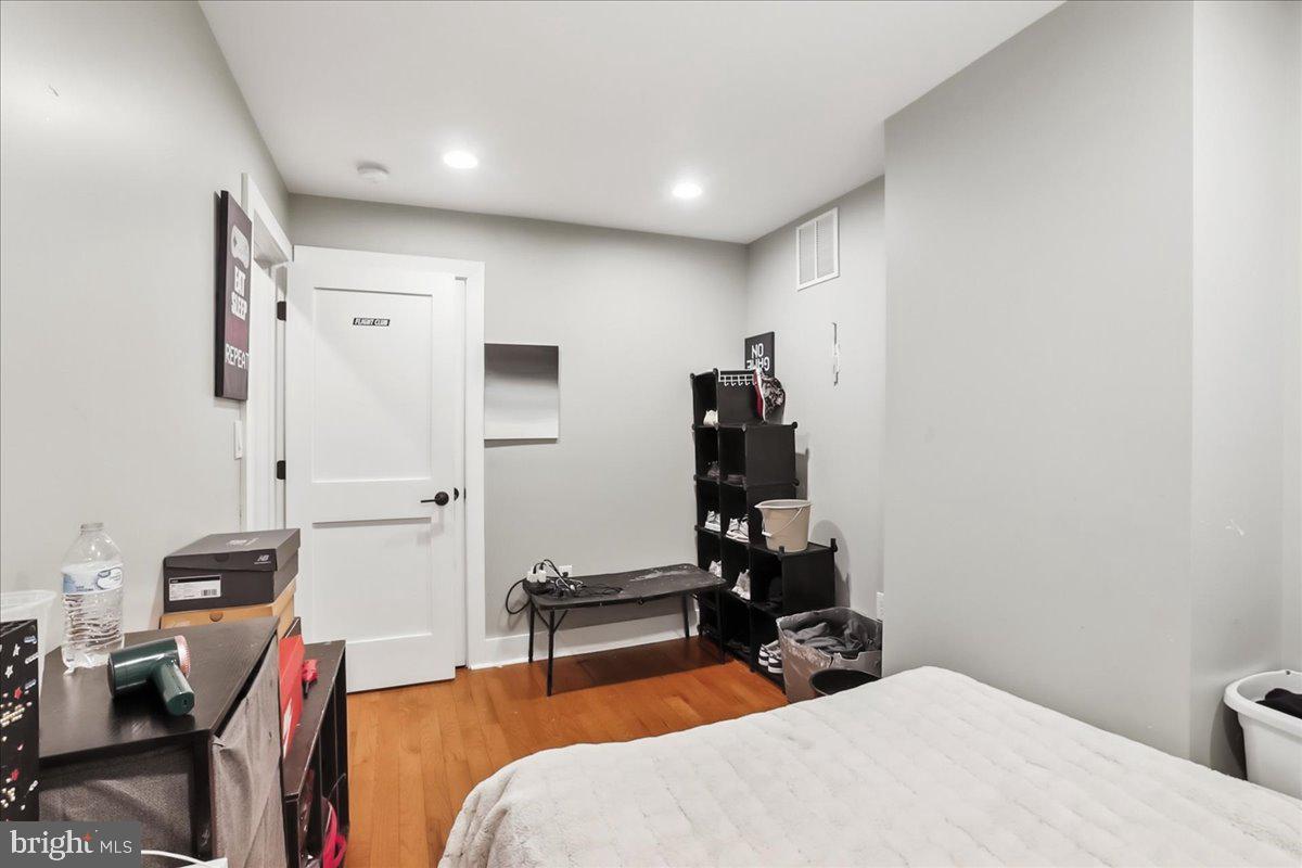 BELMONT - Residential