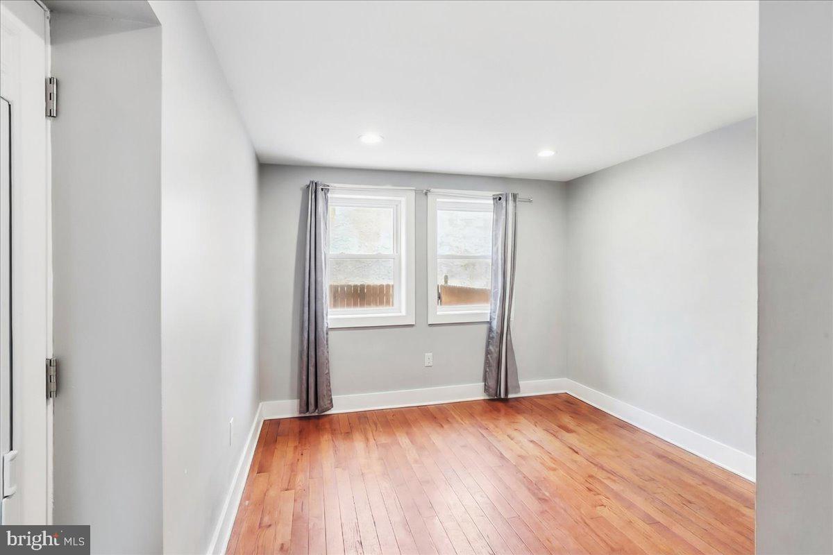 BELMONT - Residential