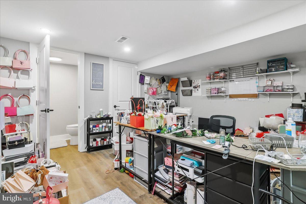 BELMONT - Residential