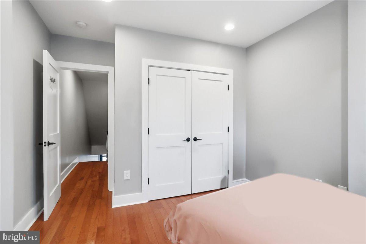 BELMONT - Residential