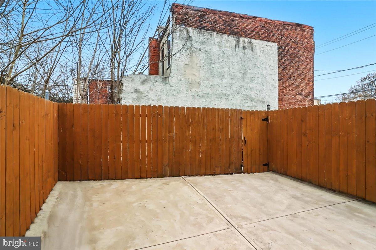 BELMONT - Residential