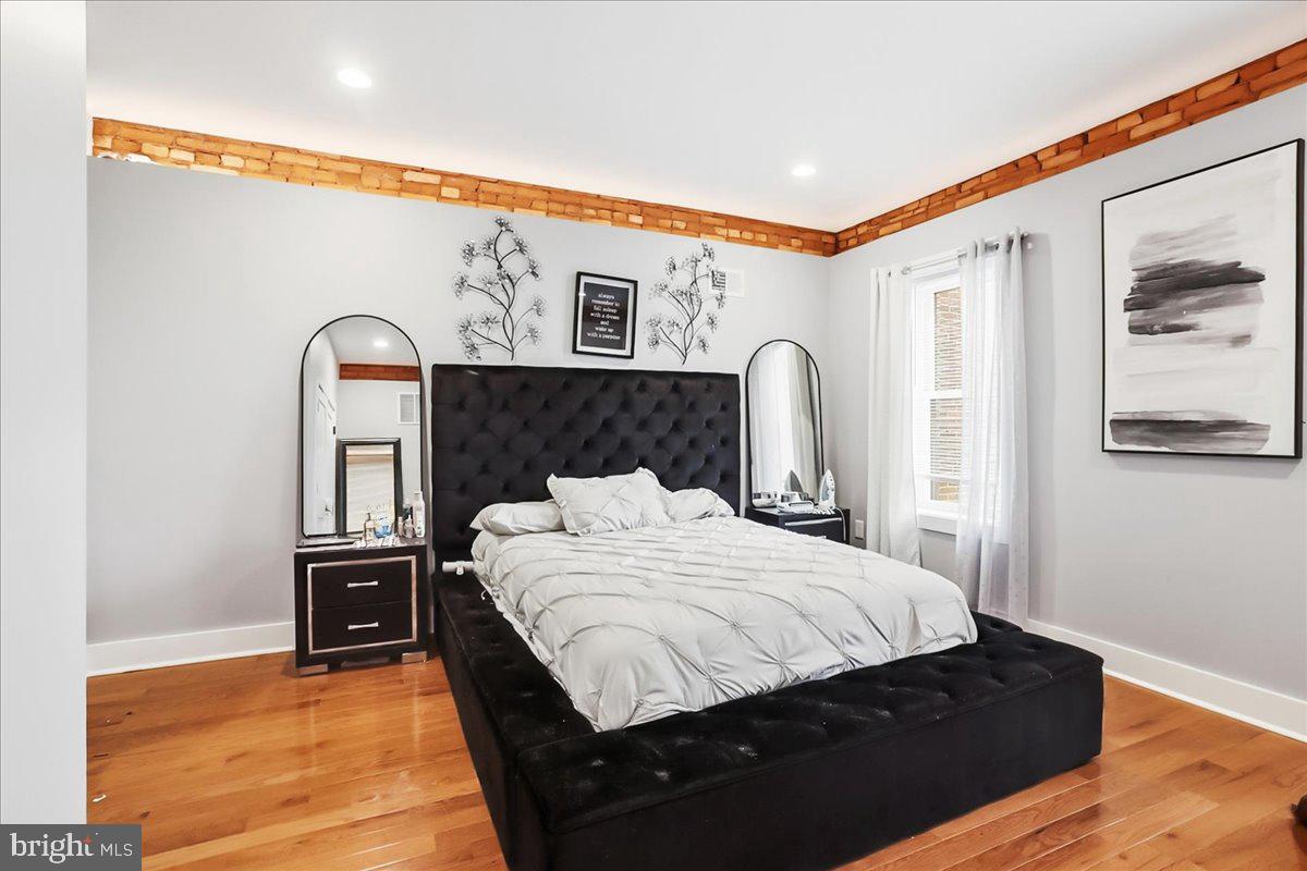 BELMONT - Residential