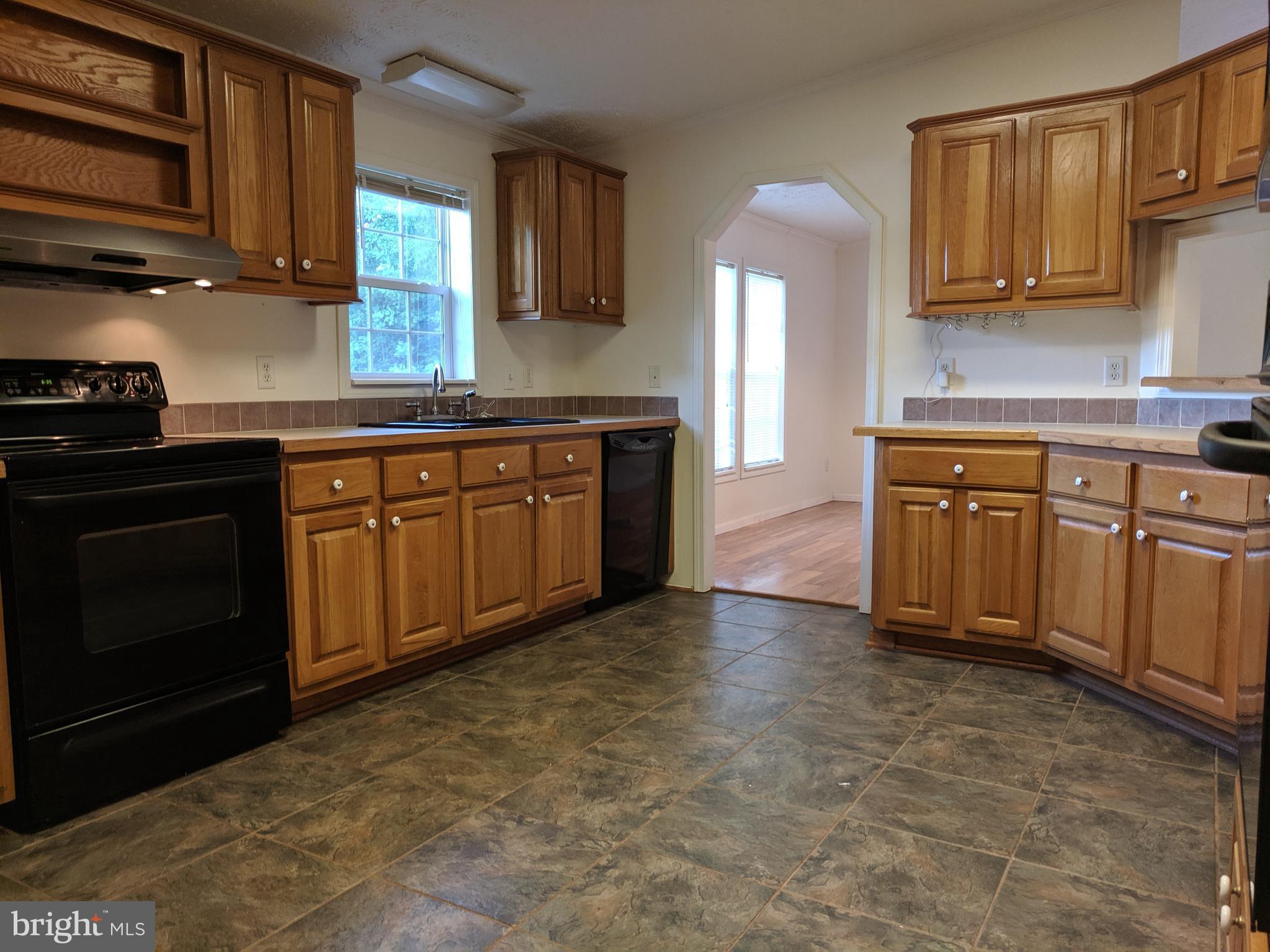 TOWER HILL - Residential Lease