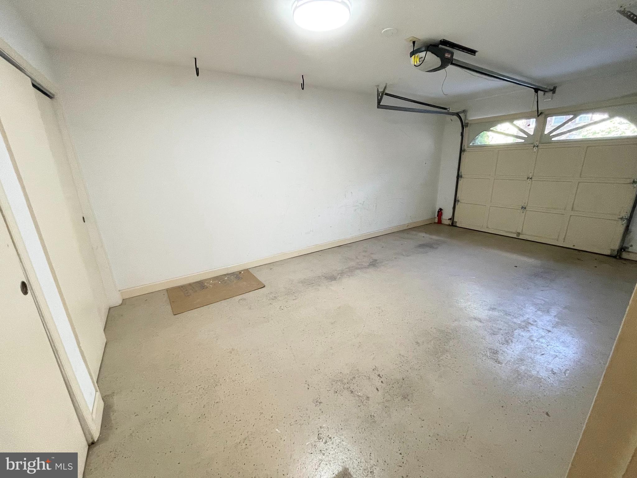 SEMINARY PARK - Residential Lease