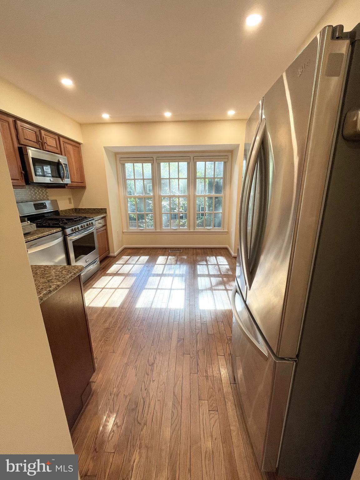 SEMINARY PARK - Residential Lease