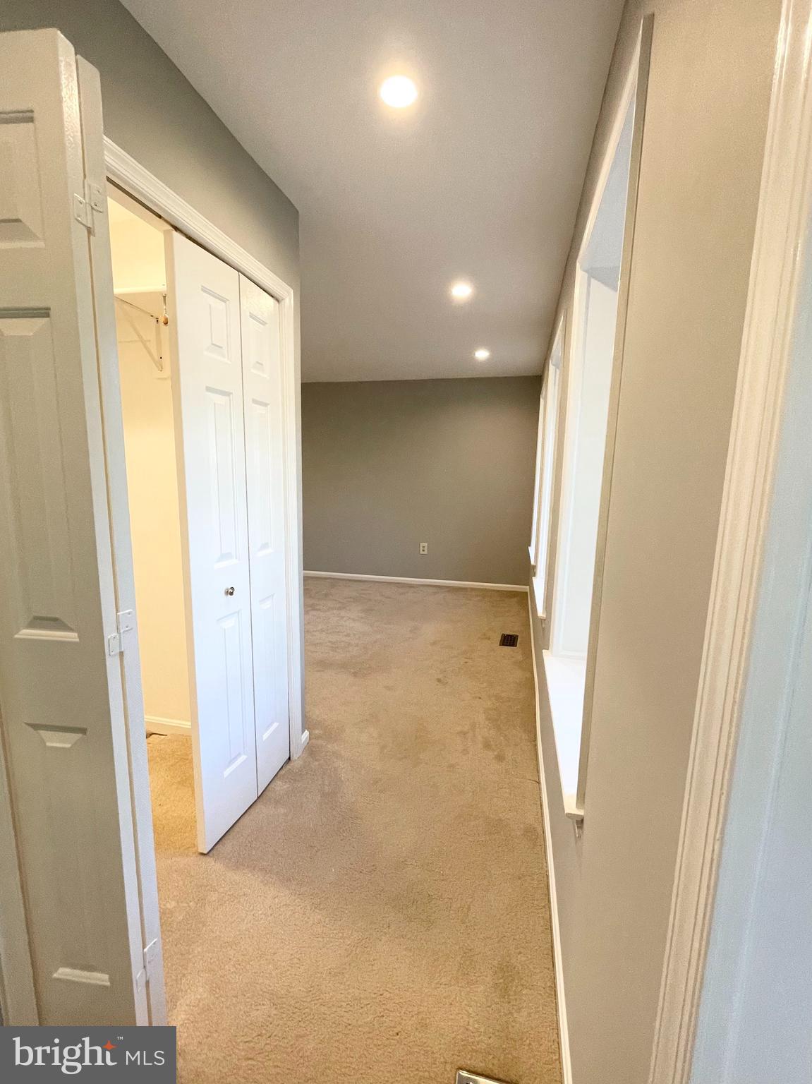 SEMINARY PARK - Residential Lease