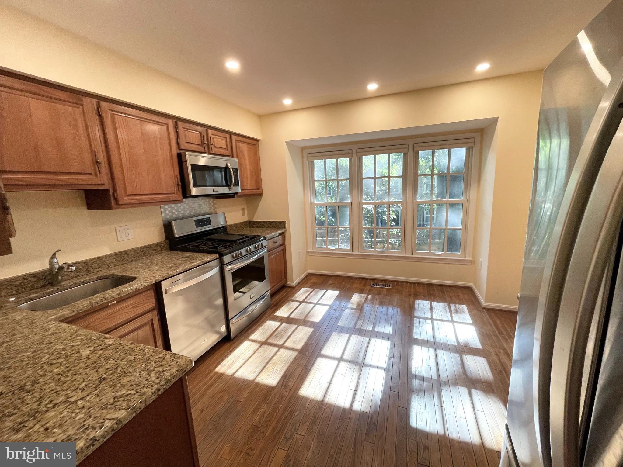 SEMINARY PARK - Residential Lease