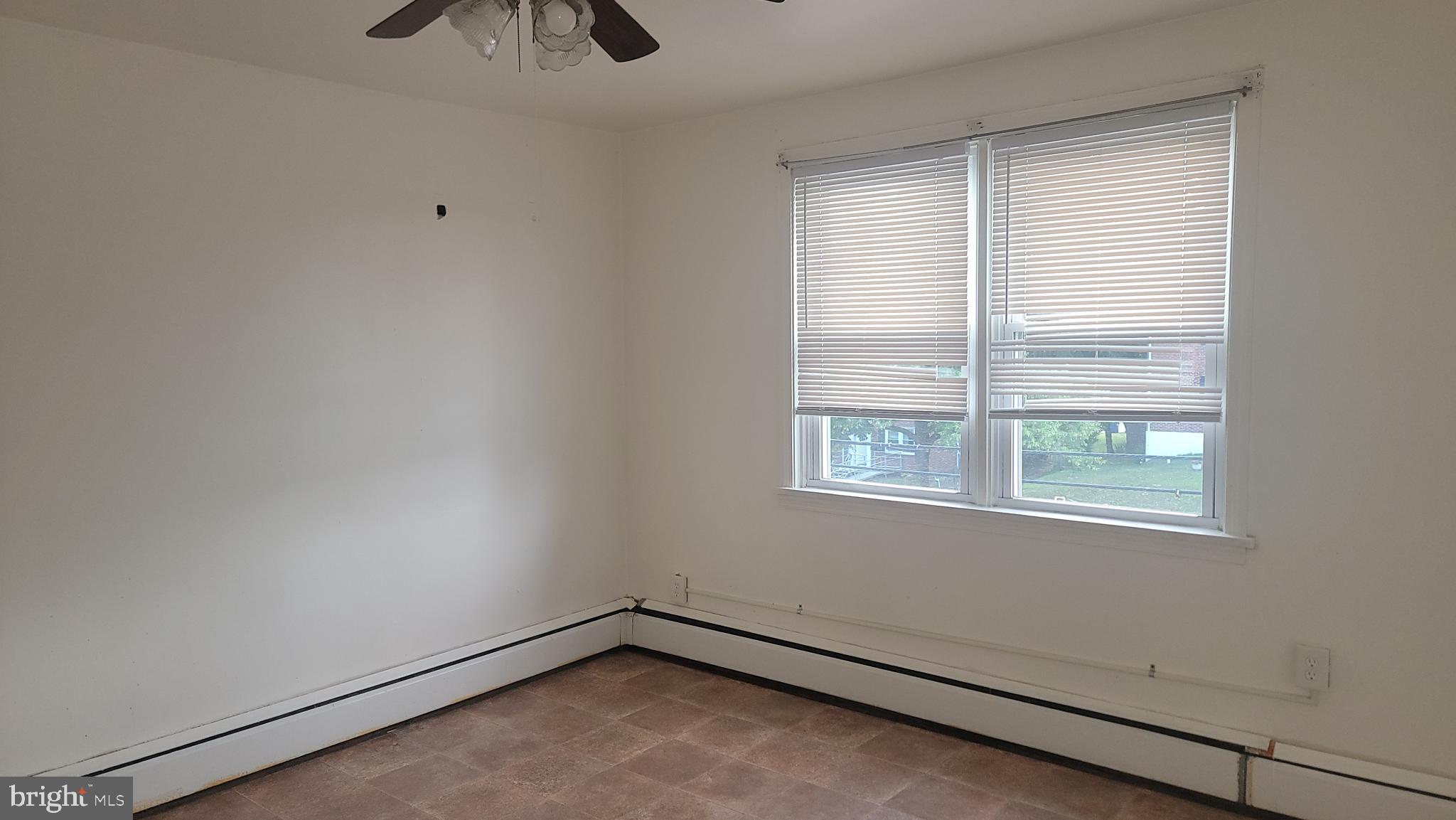 RAMBLEWOOD - Residential