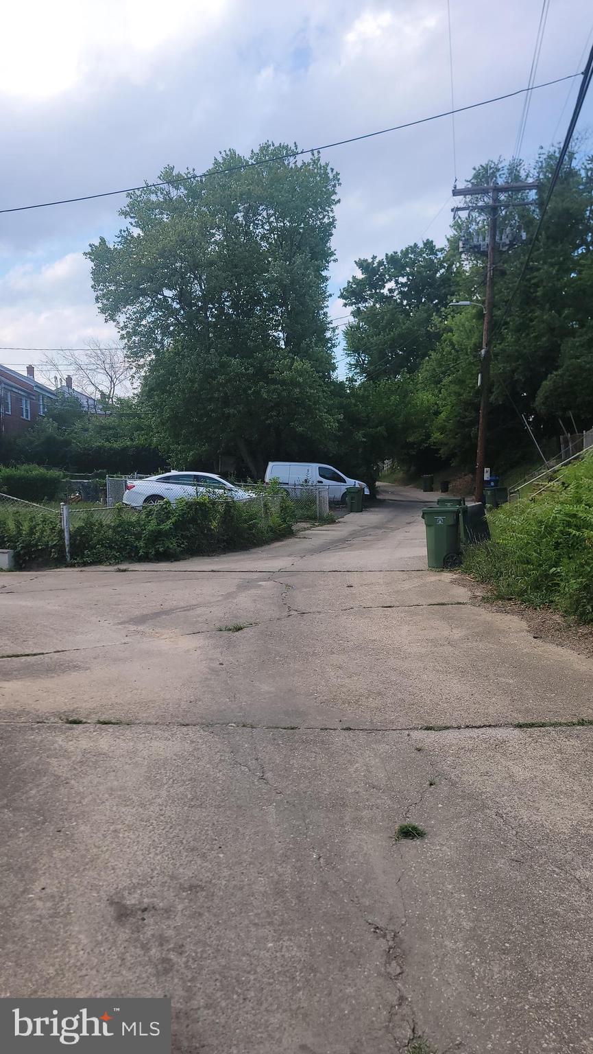 RAMBLEWOOD - Residential