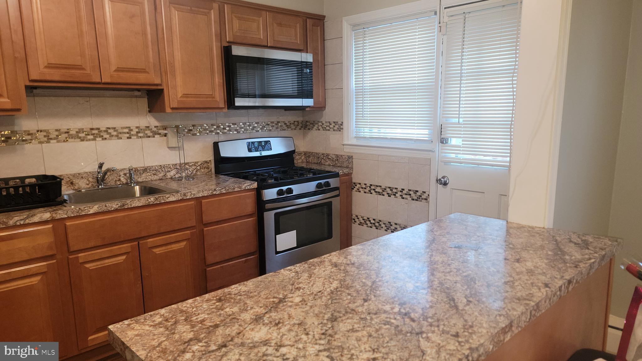 RAMBLEWOOD - Residential