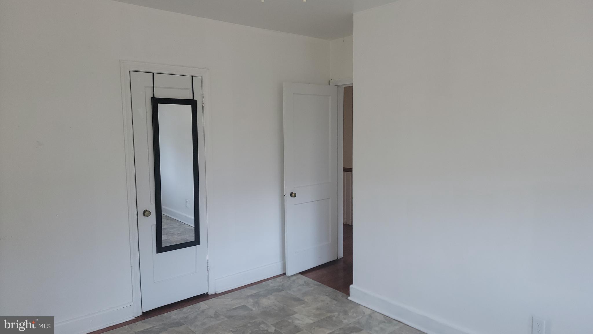 RAMBLEWOOD - Residential