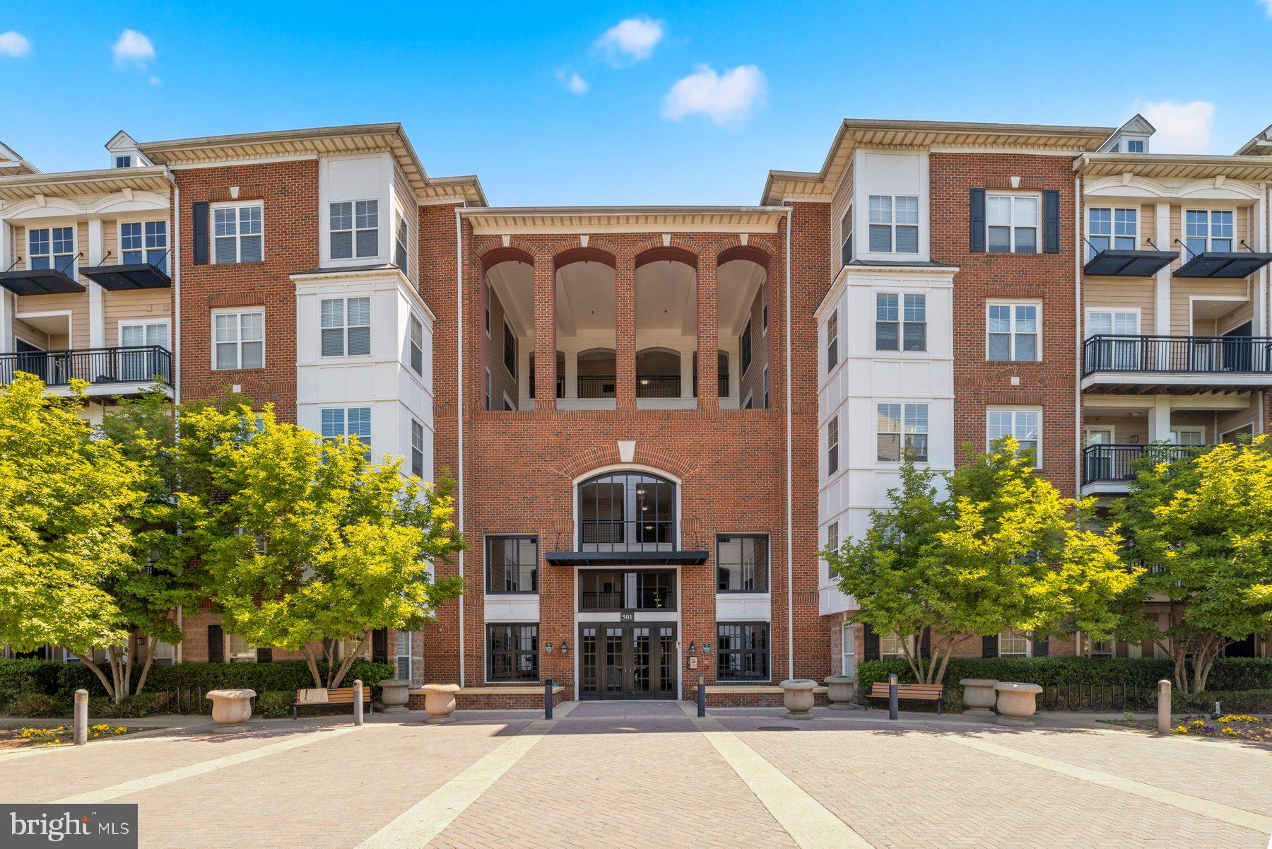 FITZ AT ROCKVILLE TOWN C - Residential
