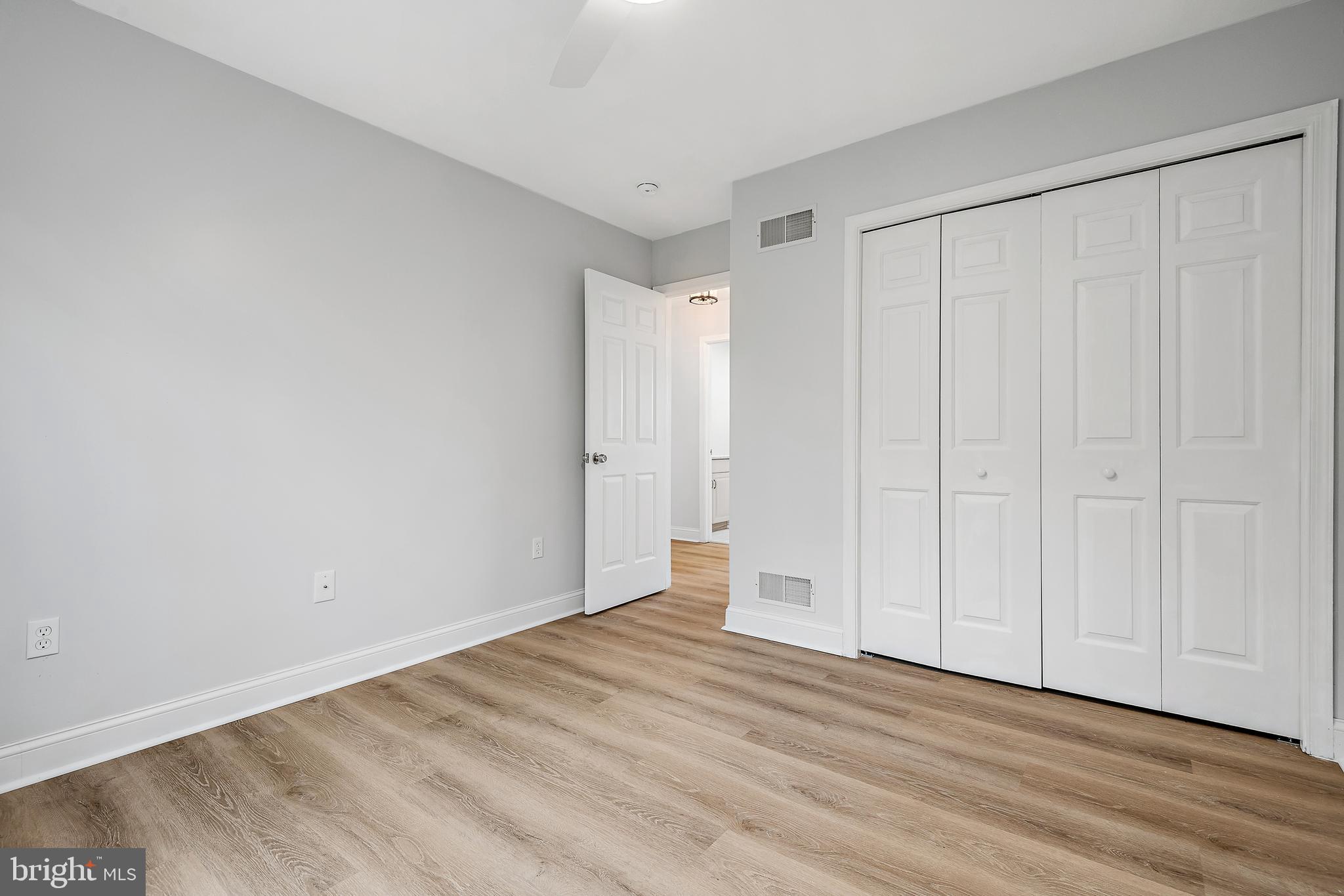 8TH WARD - Residential