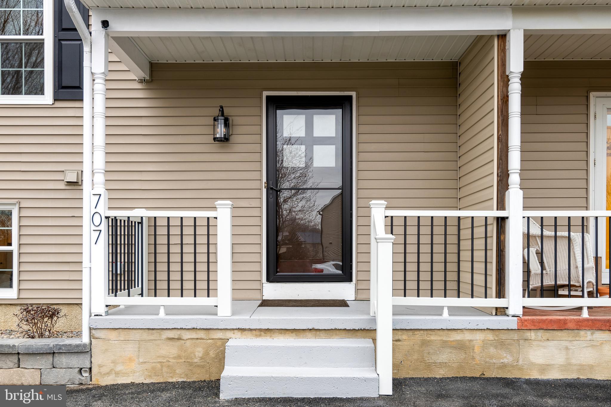 8TH WARD - Residential