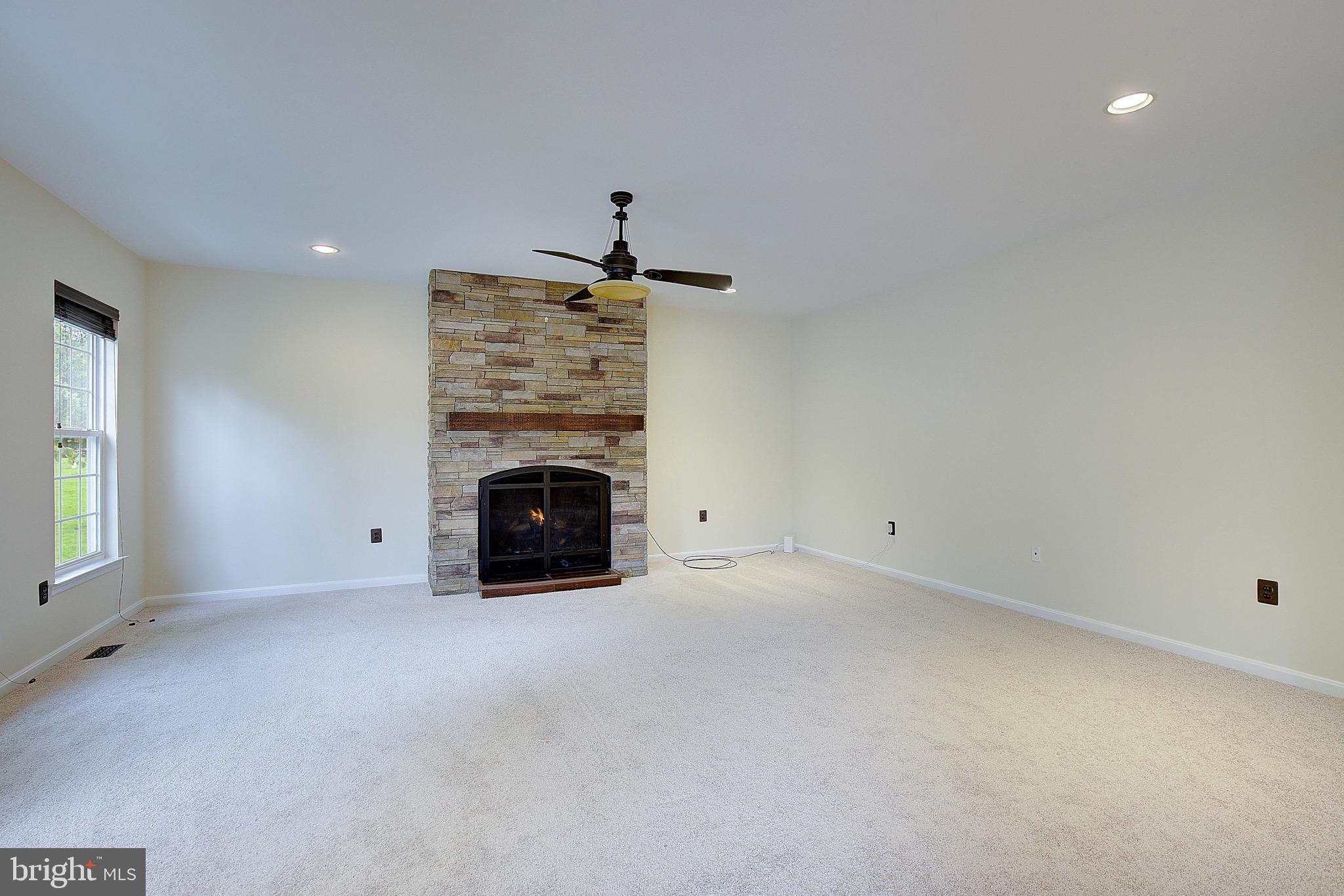 LORINS PRIDE - Residential